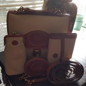 Vintage Dooney and Bourke set: Vintage Carrier Bag